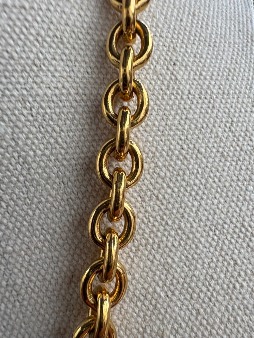 CHANEL 24k Gold-Tone Interlocking Circle Pendant Necklace - Women Jewelry